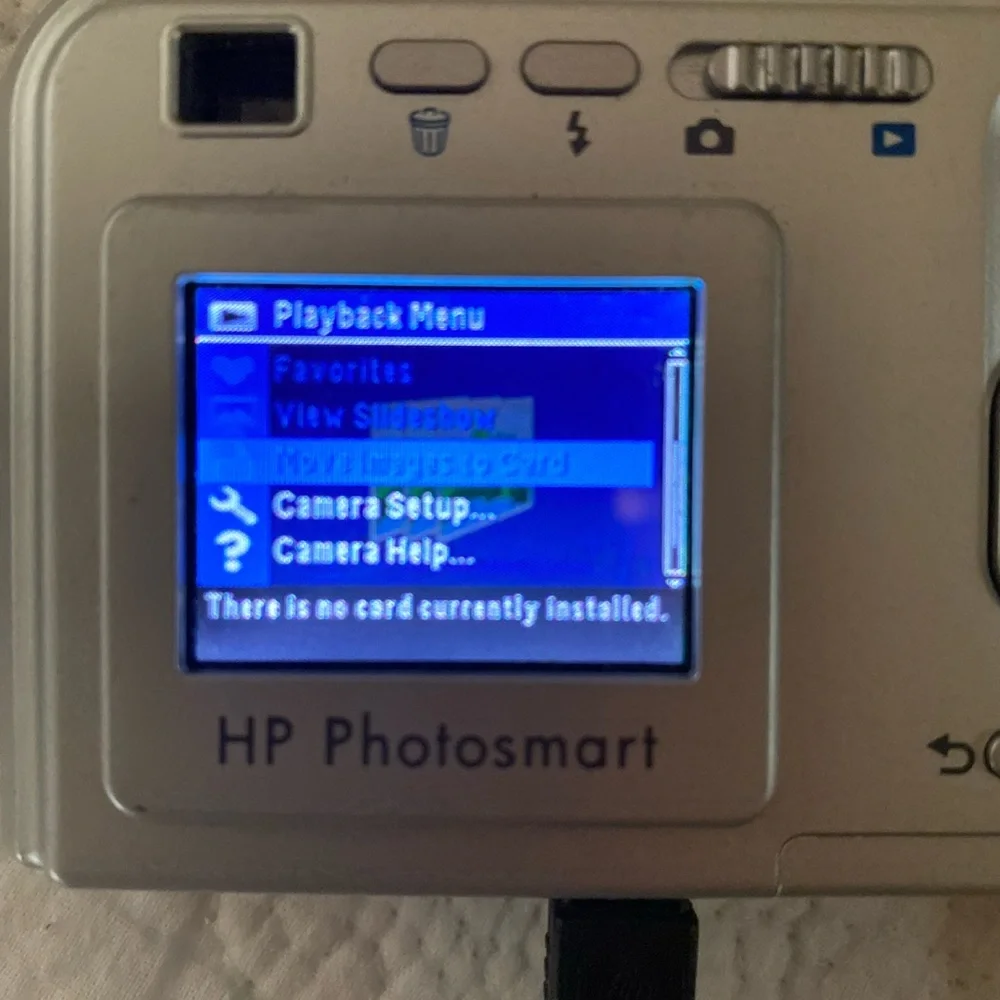 Camera digital HP Photosmart E337 MP optical zoom 5x